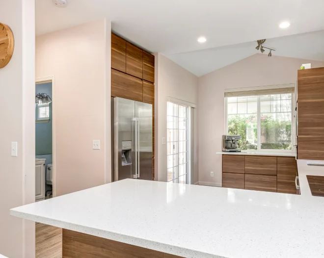 marble kitchen island